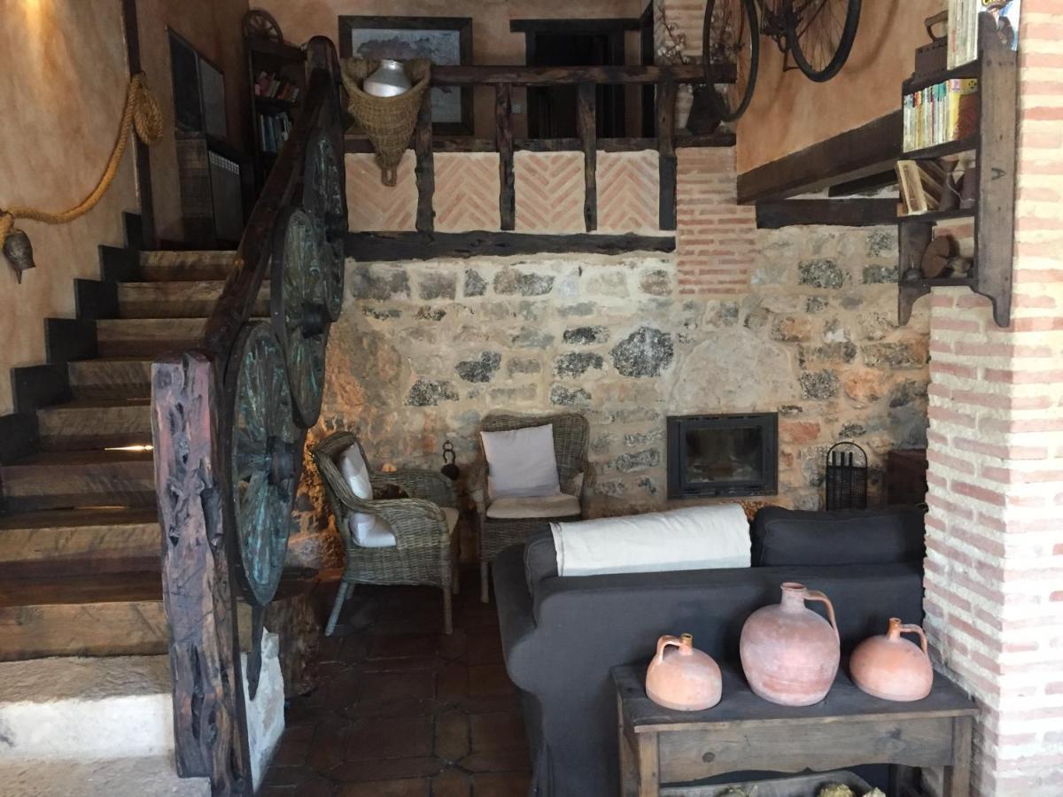 Casa Rural La Charolesa Aguilera 外观 照片